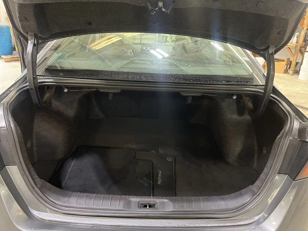 Used 2024 Gray Nissan 2.5 SV image 24