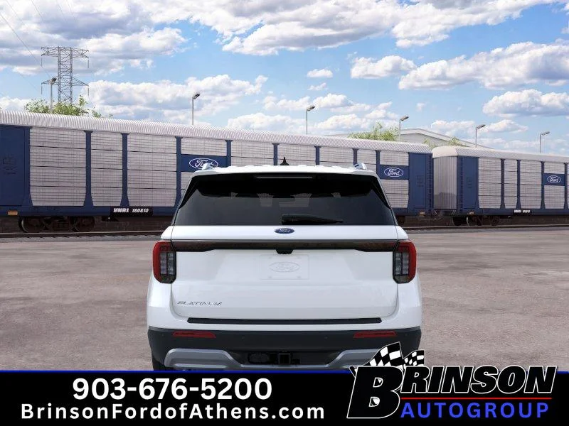 New 2026 Star White Metallic Tri-Coat Ford Platinum™ image 5