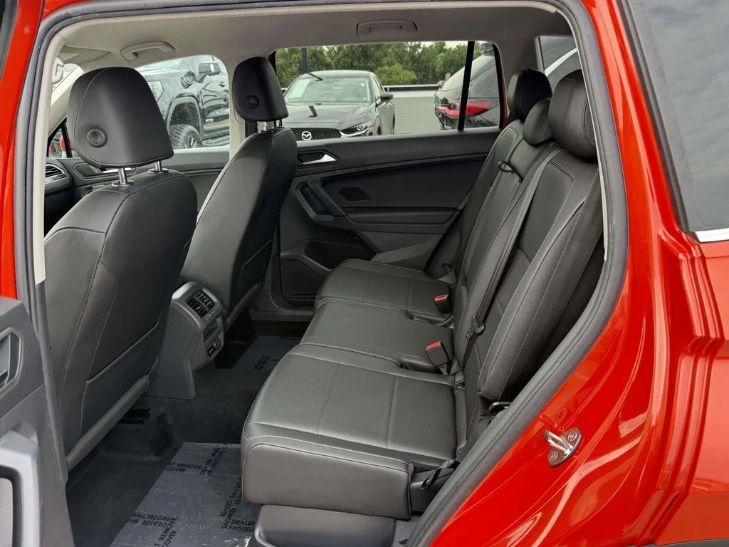 Used 2019 Orange Volkswagen 2.0T SE image 14