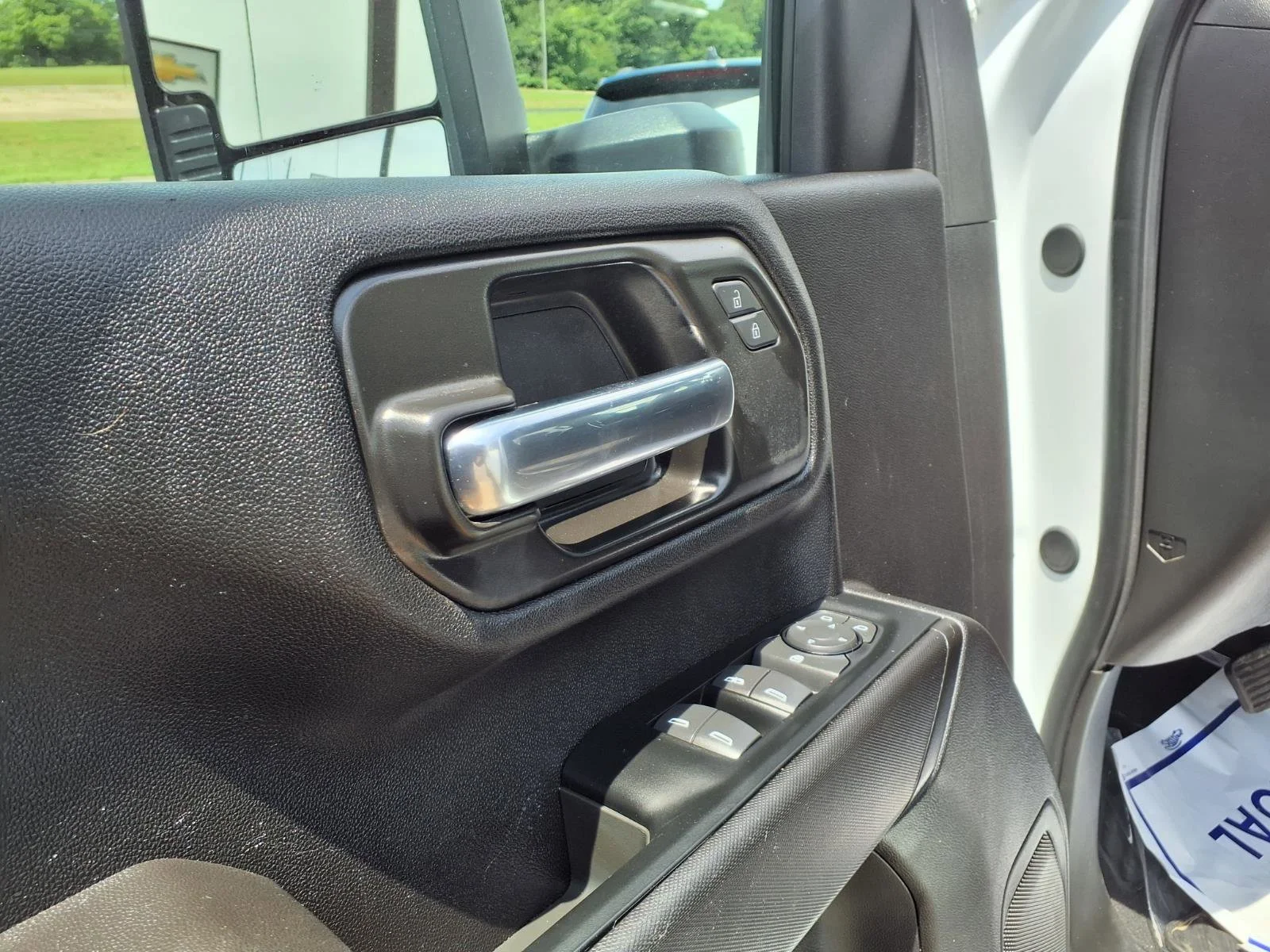 Used 2024 Summit White Chevrolet Custom image 12