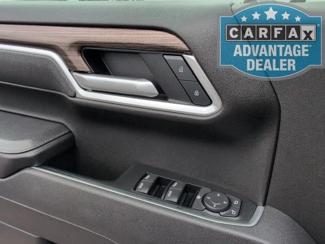 2025 Chevrolet Silverado 1500 LT - Photo 15