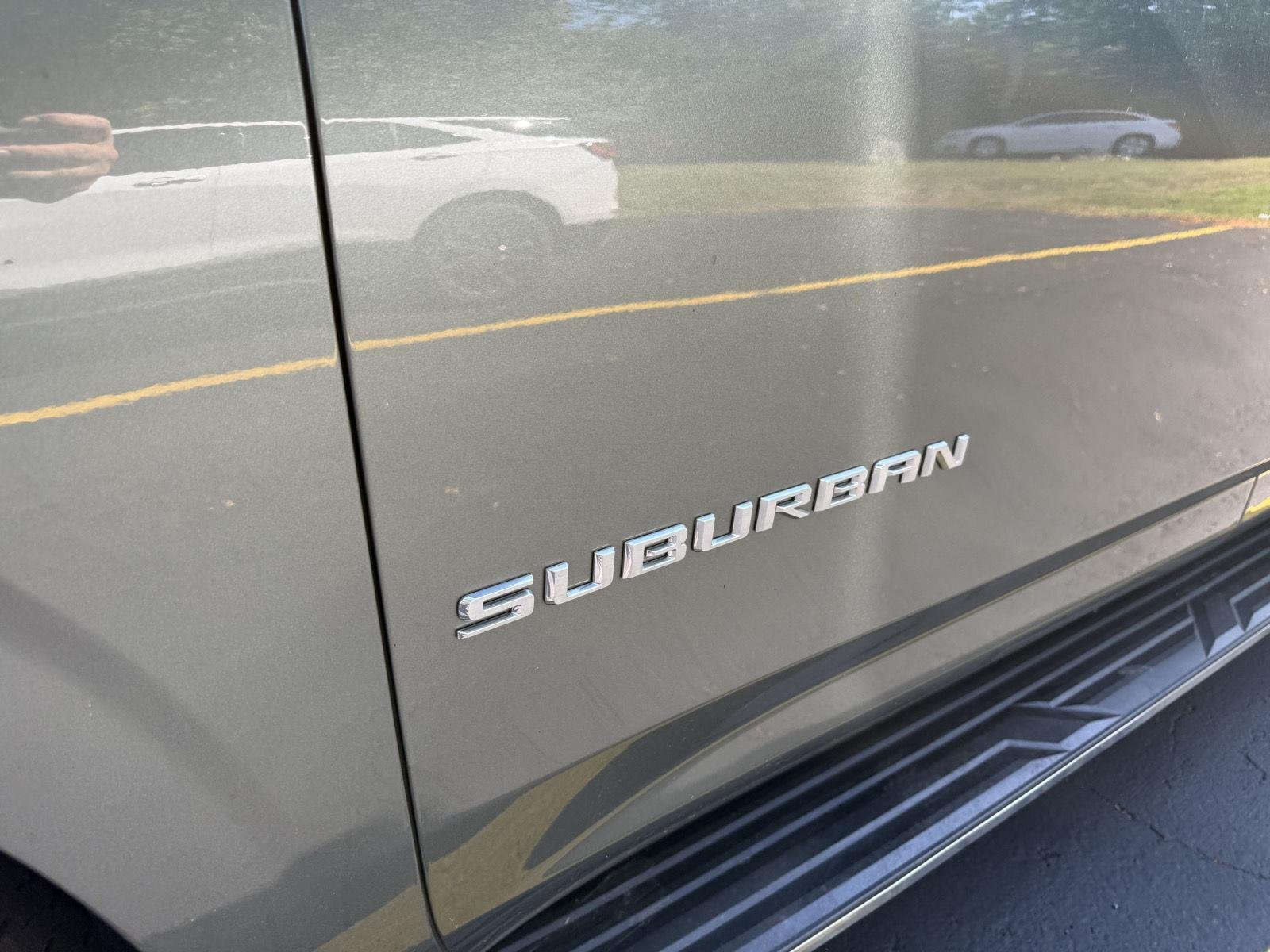 Used 2023 Silver Sage Metallic Chevrolet LT image 6