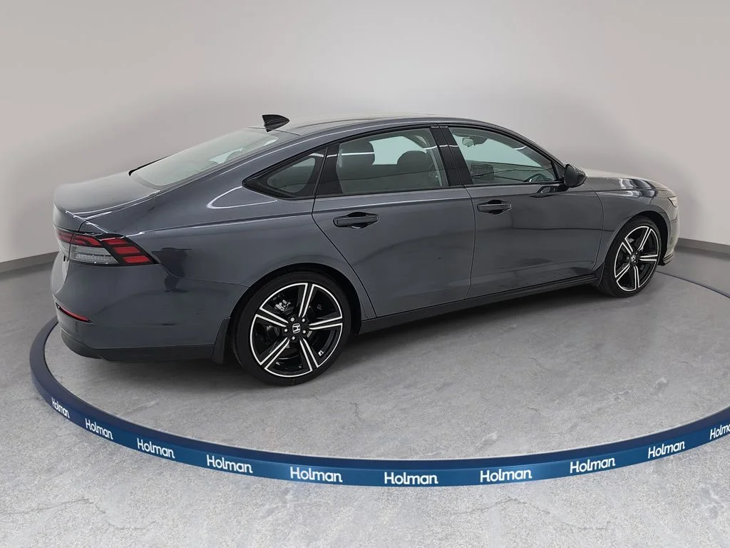 New 2026 Meteorite Gray Metallic Honda SE image 5