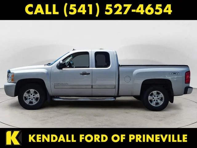 Used 2008 Chevrolet Silverado 1500 1LT with VIN 2GCEK19J581124461 for sale in Bend, OR