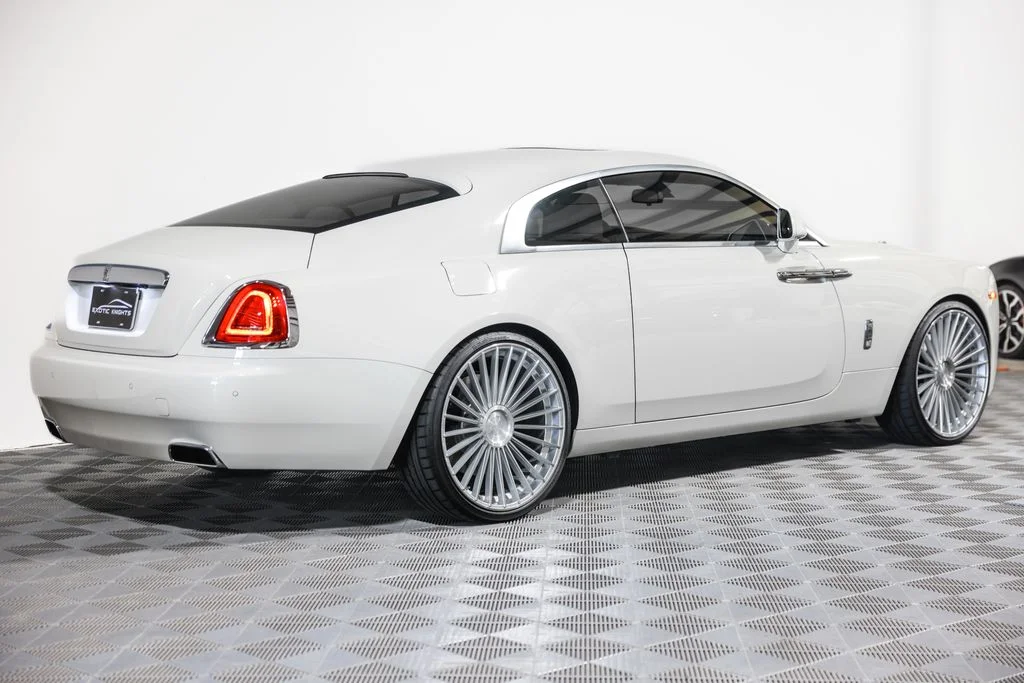 Used 2014 White Rolls-Royce Base image 7