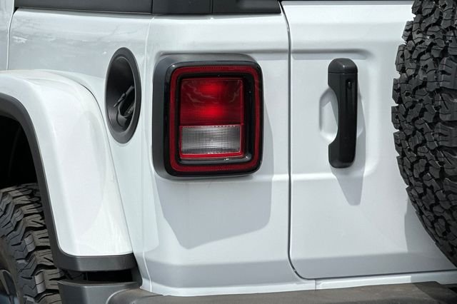 New 2026 Bright White Clearcoat Jeep Sport image 22
