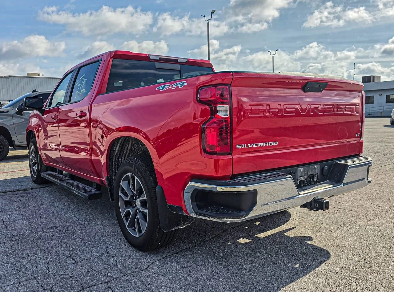 Used 2020 Red HOT Chevrolet LT image 4