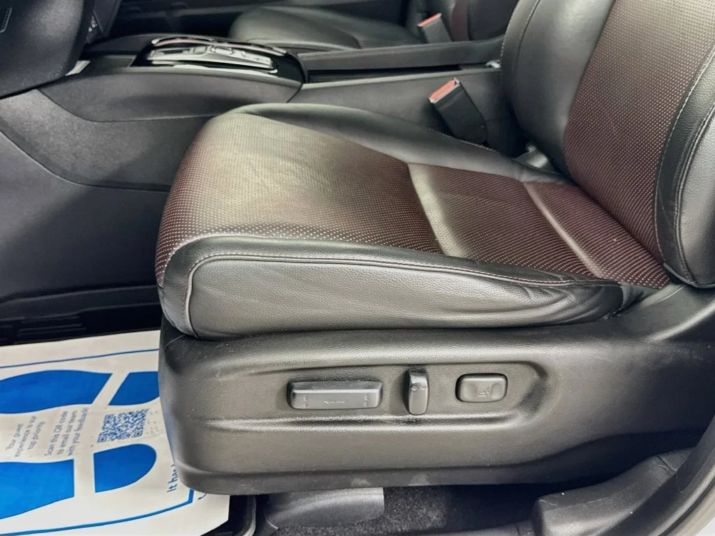Certified Used 2021 White Honda Black Edition image 25