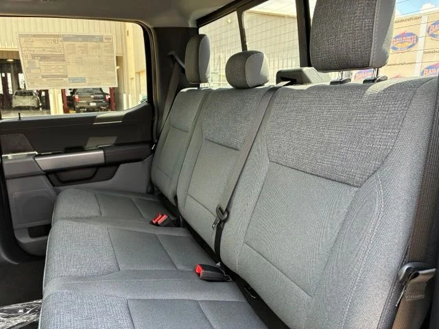 New 2026 Agate Black Metallic Ford XLT image 9