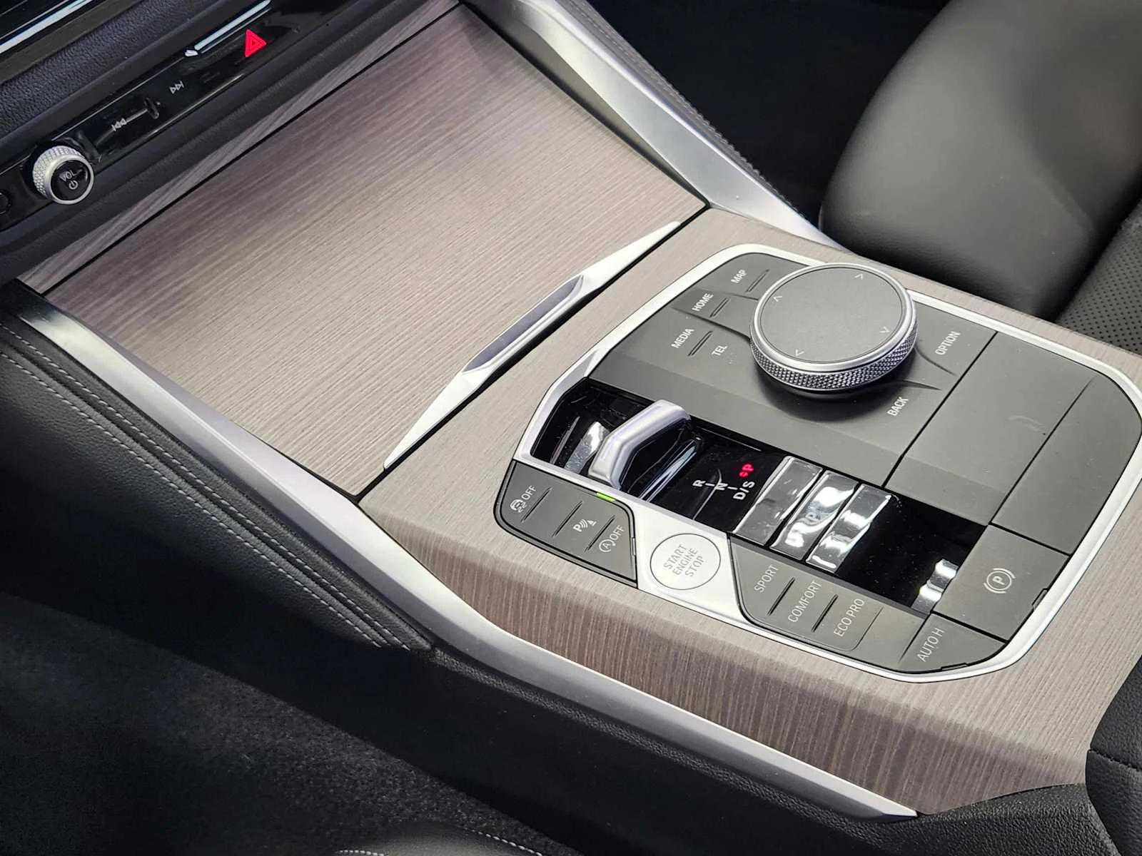 Certified Used 2025 Skyscraper Grey Metallic BMW 230i xDrive image 15