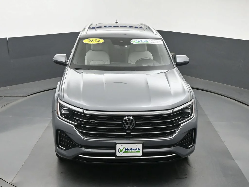 Used 2024 Silver Volkswagen 2.0T SEL Premium R-Line image 27