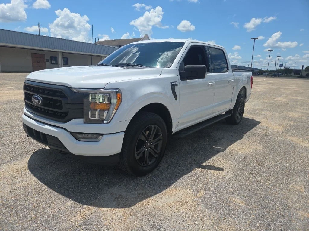 Certified Used 2023 White Ford XLT image 3