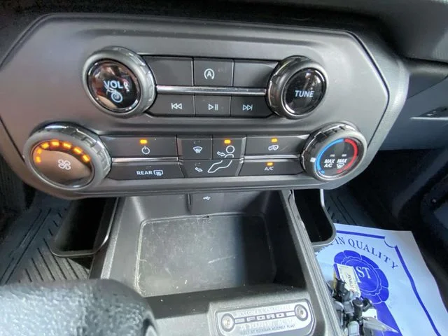 Used 2022 Gray Ford Base image 17