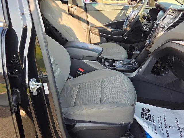 Used 2018 Black Hyundai 2.4 Base image 14