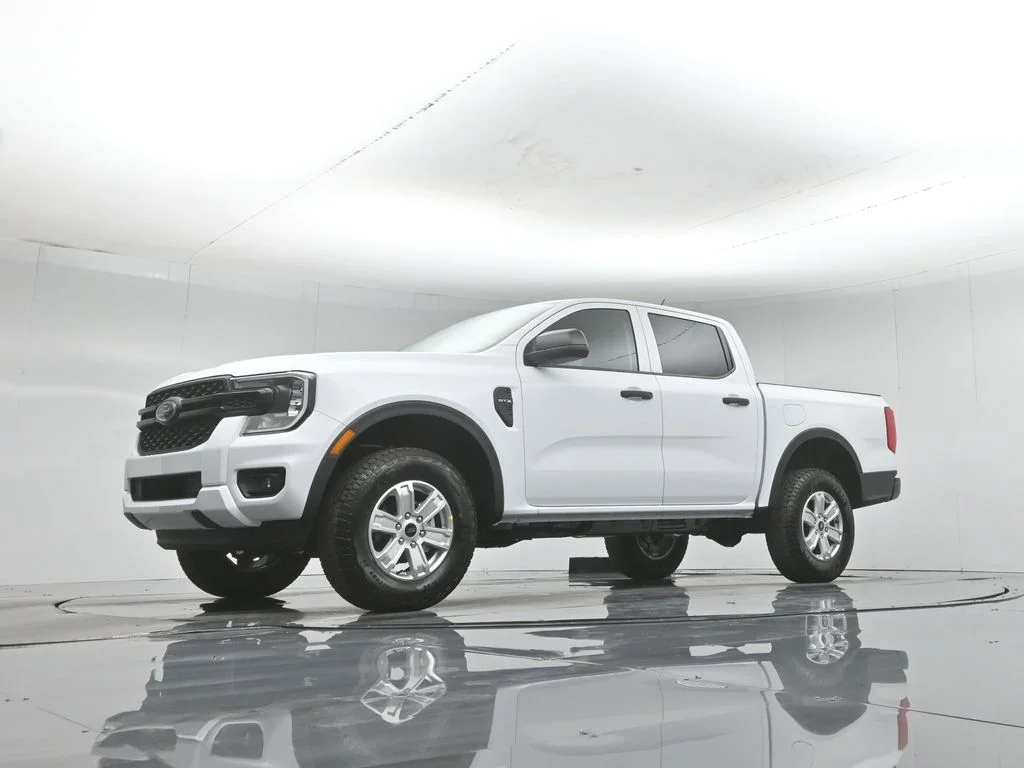 New 2026 Oxford White Ford XL image 41