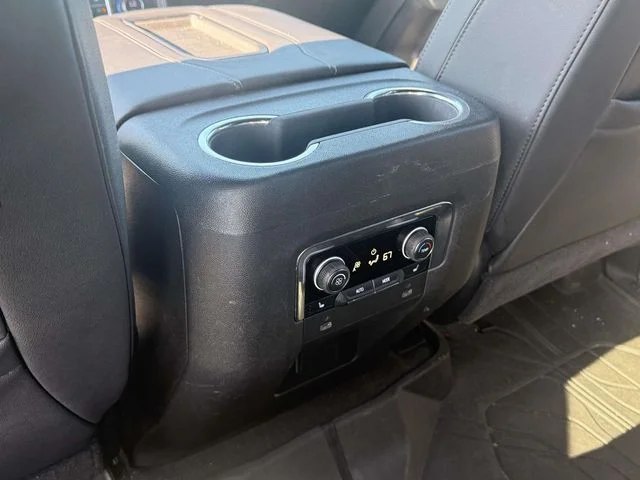 Used 2021 Black Chevrolet Z71 image 5