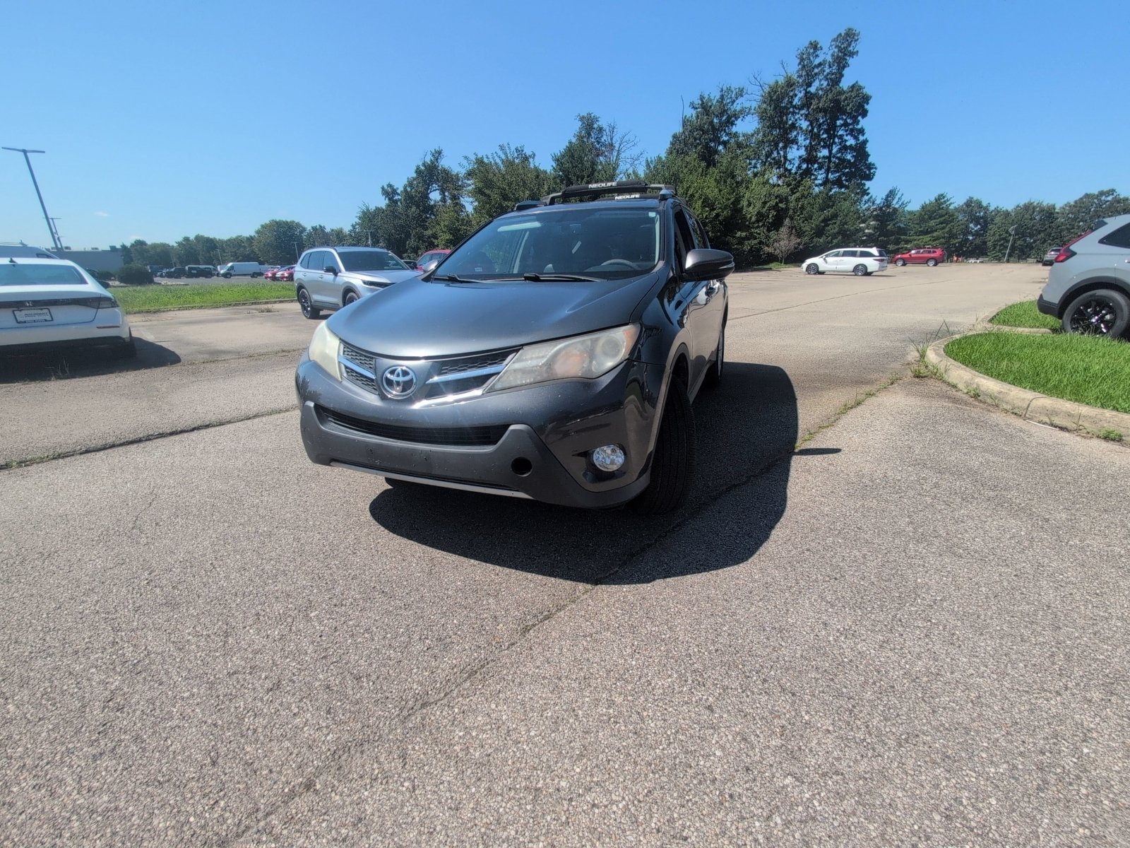 Used 2013 Magnetic Gray Pearl Toyota Limited image 13