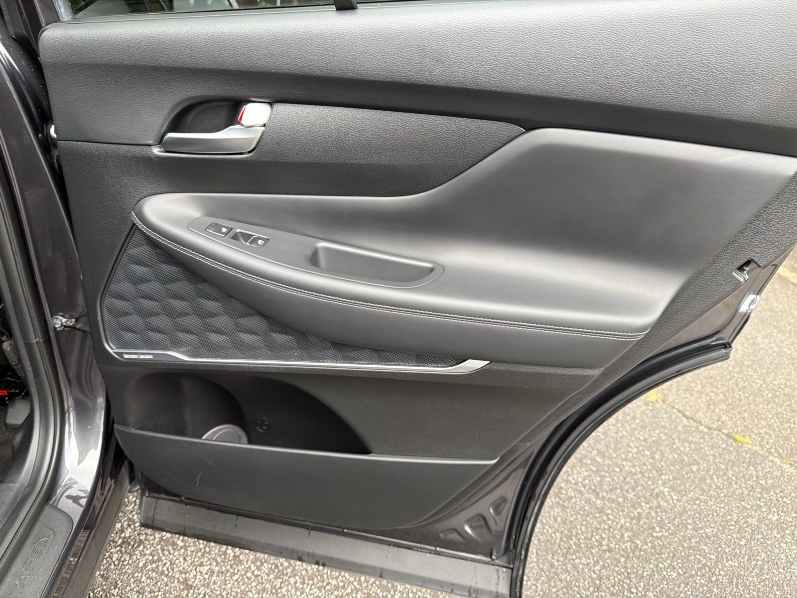 Used 2022 Portofino Gray Hyundai Limited image 17