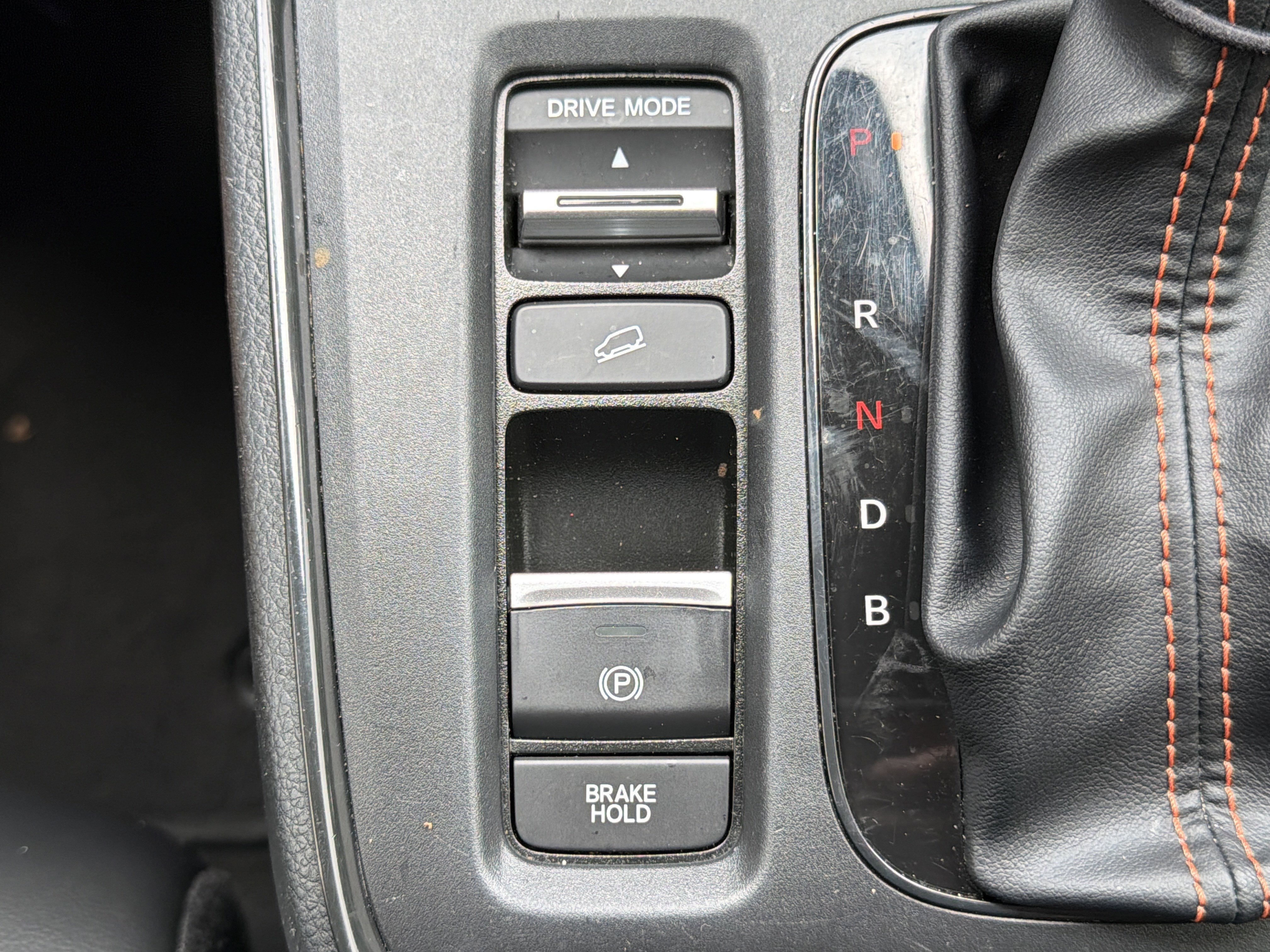 Used 2024 Platinum White Pearl Honda Sport-L image 8