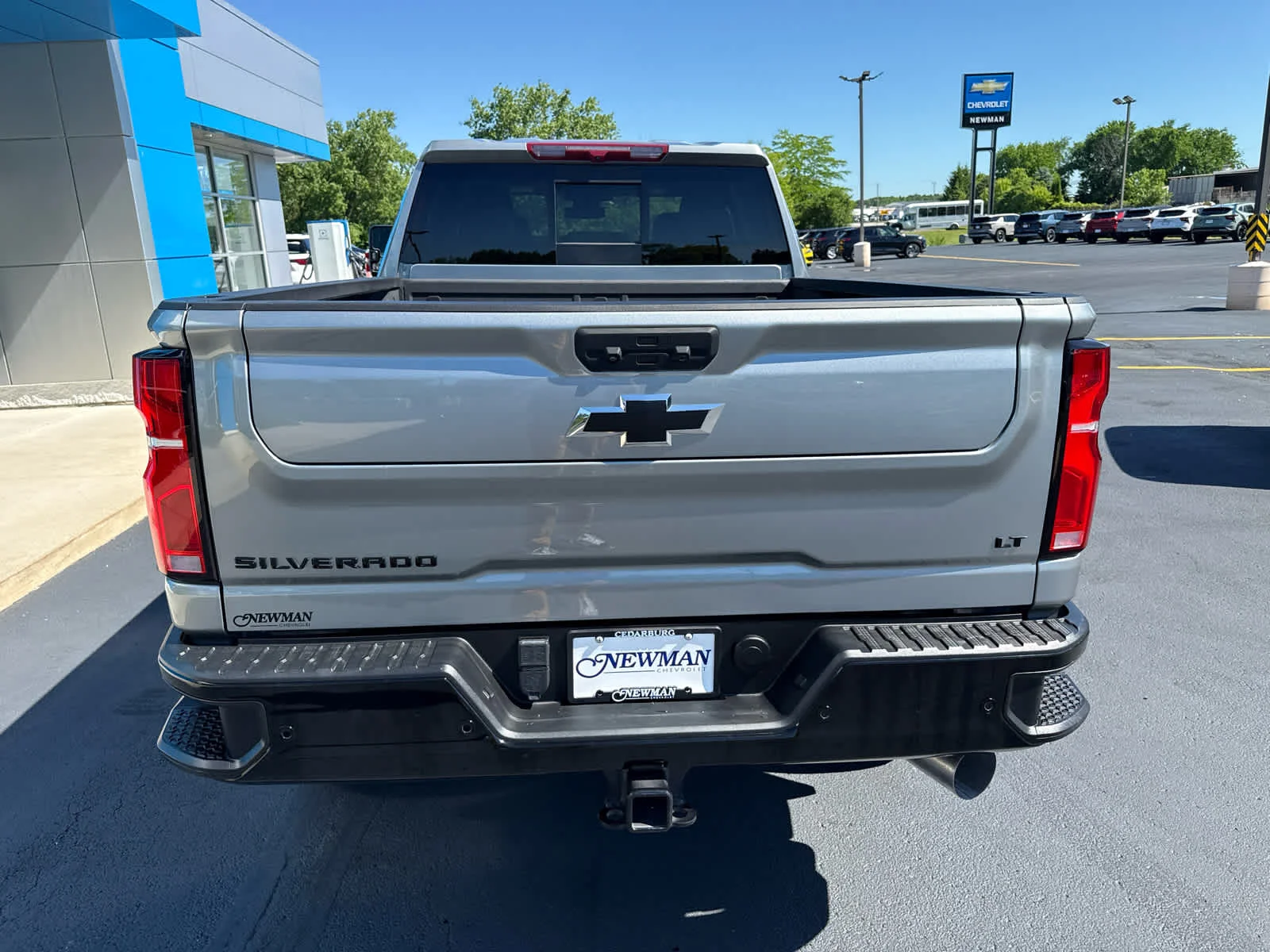 Used 2025 Sterling Gray Metallic Chevrolet LT image 13