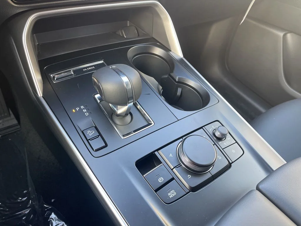 2026 Mazda CX-90 Select Package - Photo 10