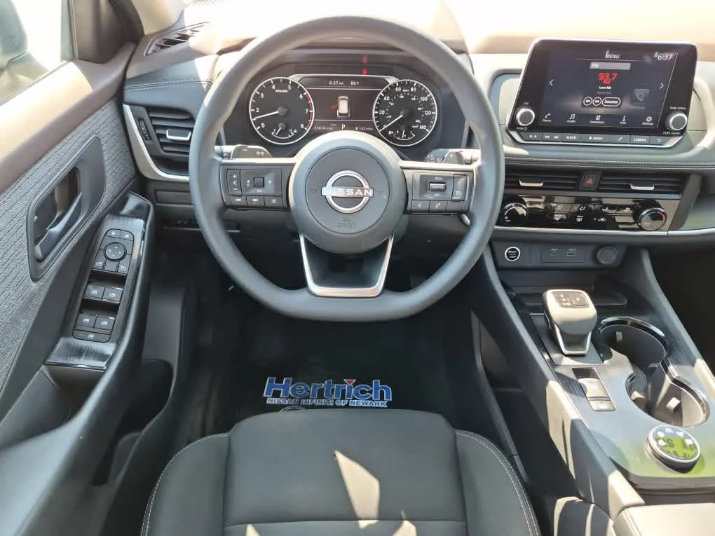 Used 2023 Gun Metallic Nissan S image 7