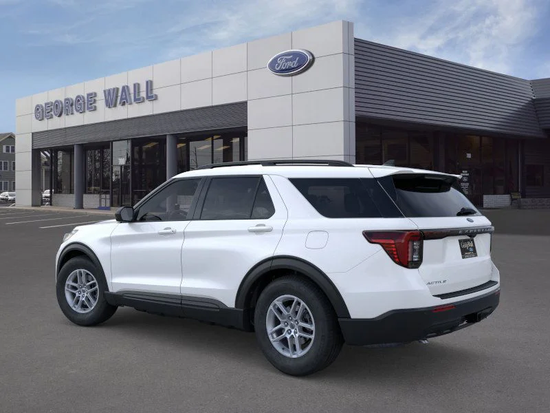 New 2026 Star White Metallic Tri-Coat Ford Active image 27