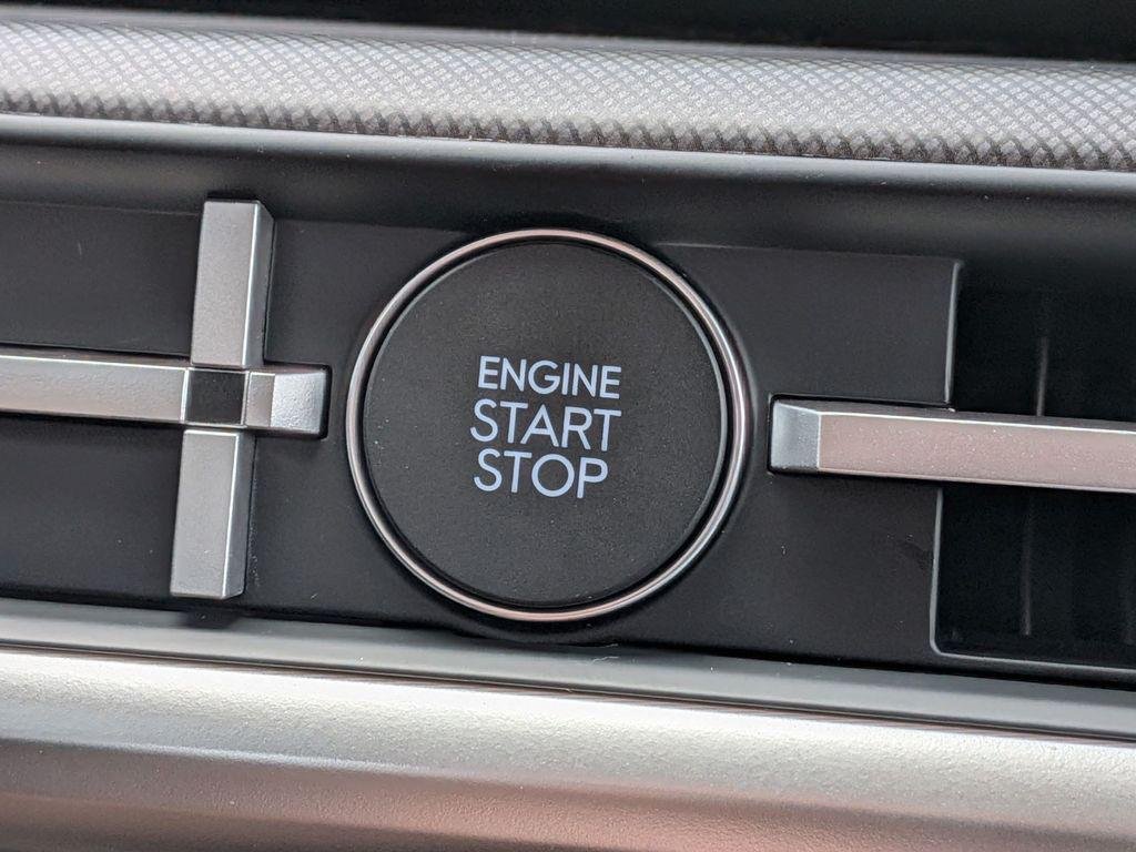 New 2026 White Hyundai SE AWD image 14