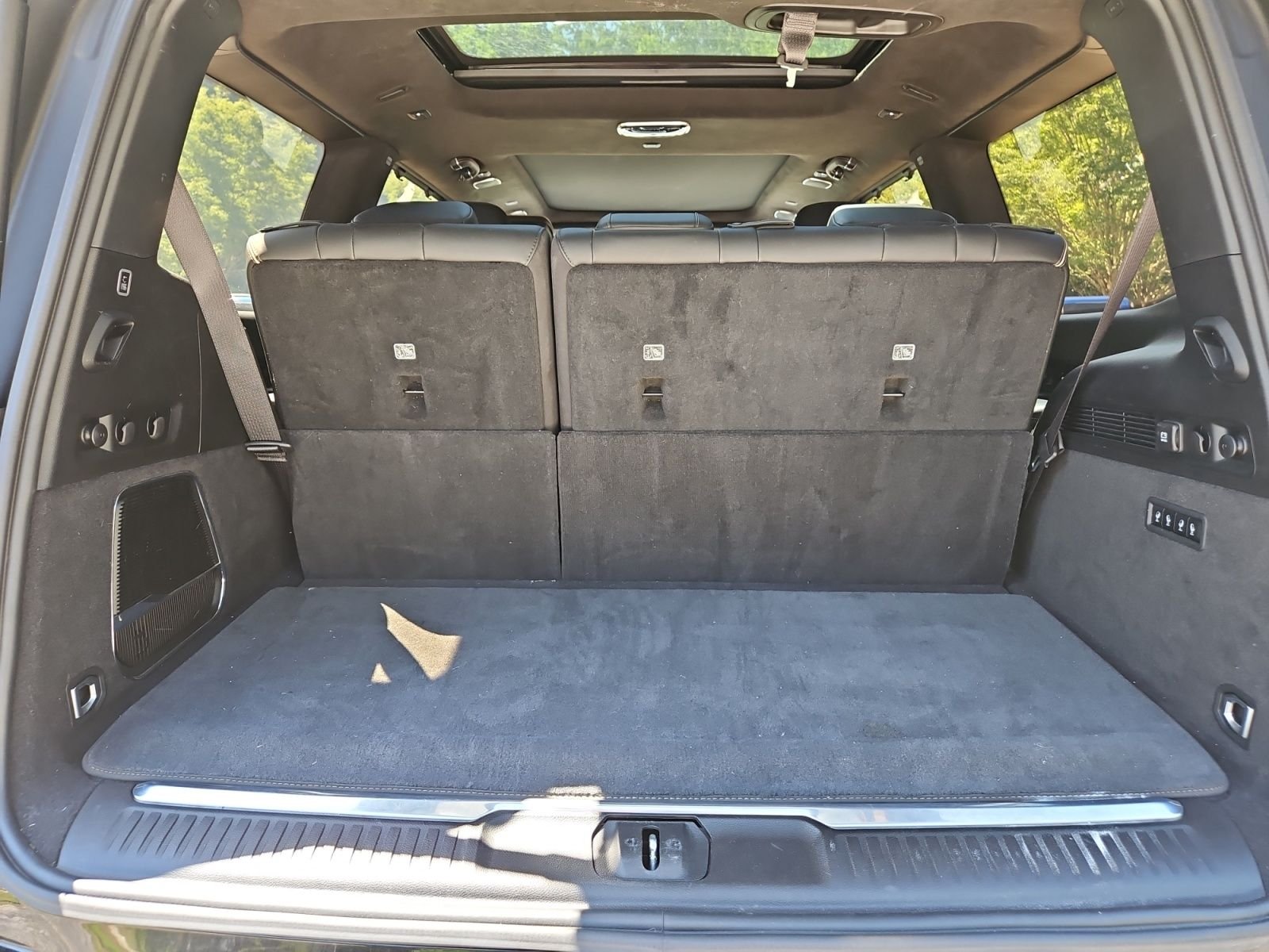 Used 2024 Black Jeep Series III image 19