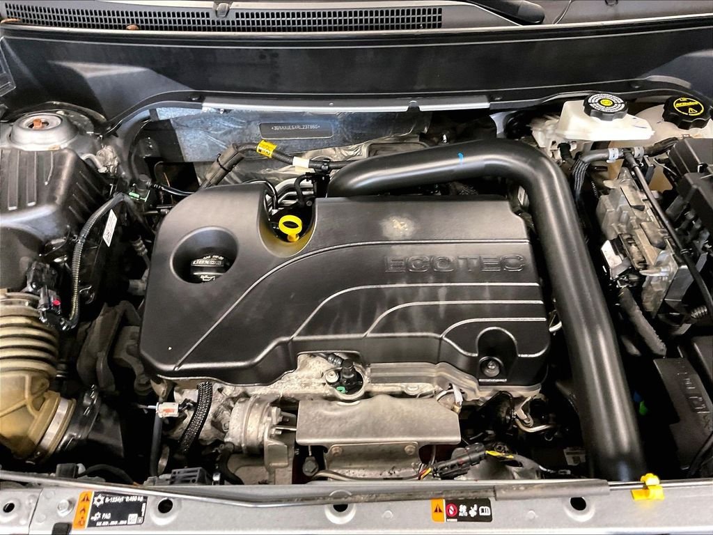 Used 2024 Gray Chevrolet LT image 29