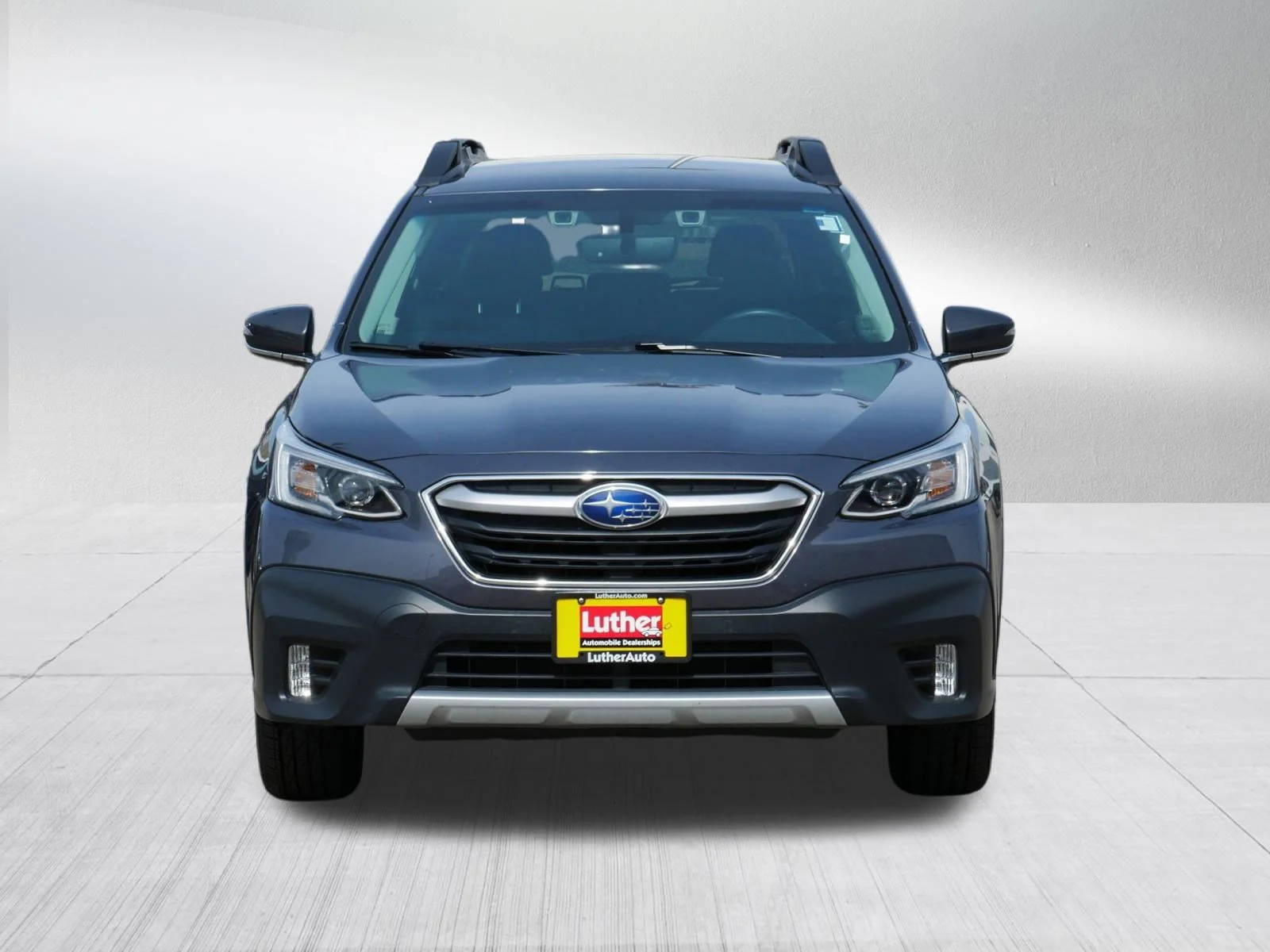 Used 2022 Magnetite Gray Metallic Subaru Limited image 2