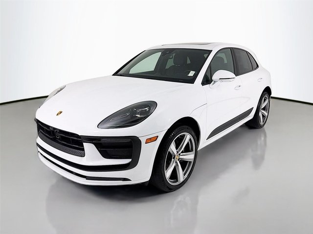 2025 Porsche Macan 