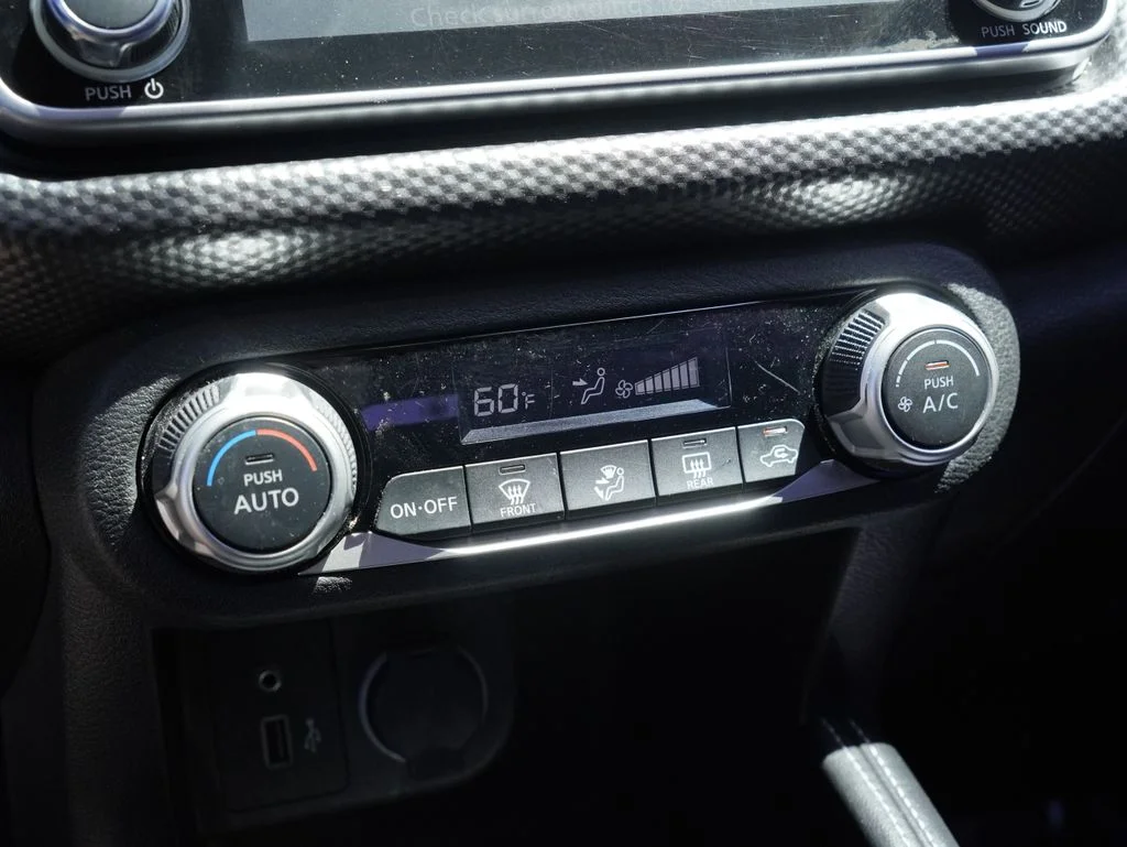 Used 2020 Gray Nissan SV image 14