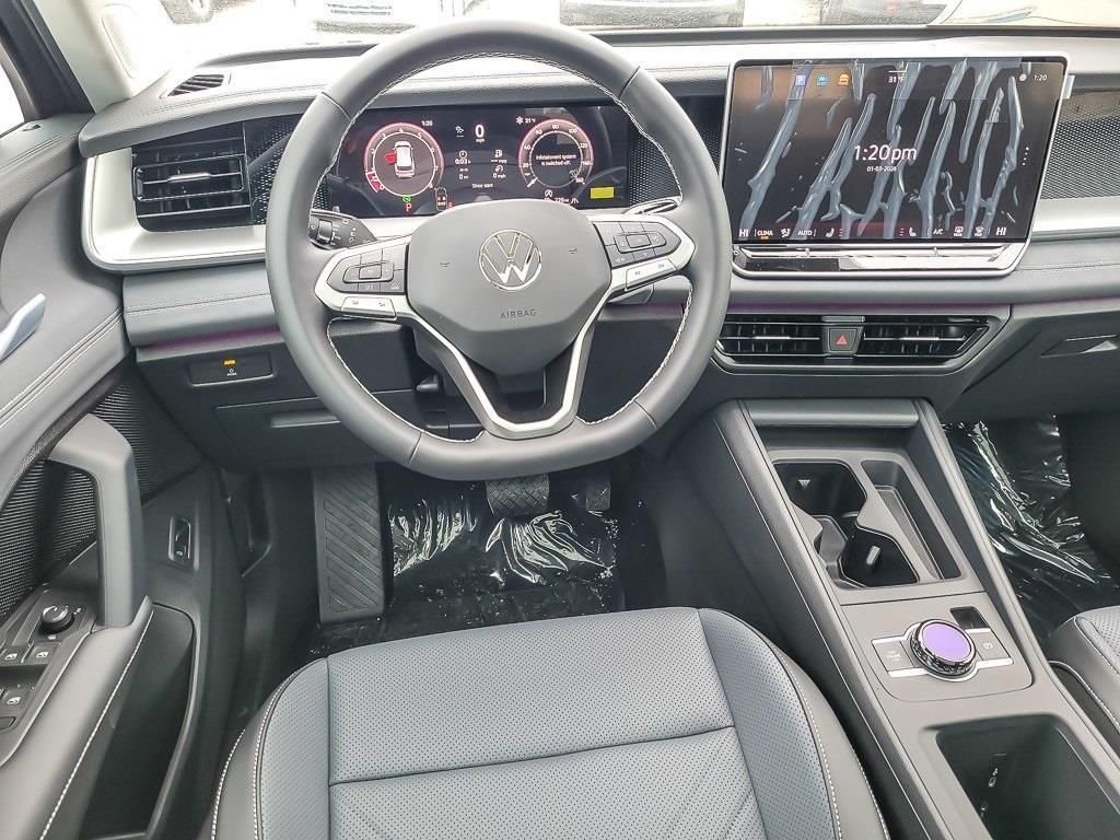 2026 Volkswagen Tiguan SE - Photo 8