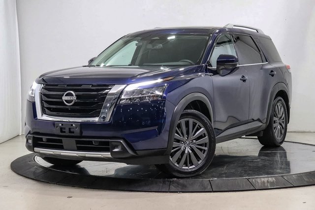 2022 Nissan Pathfinder SL