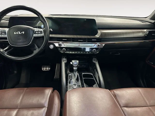 Used 2023 Black Kia SX image 10