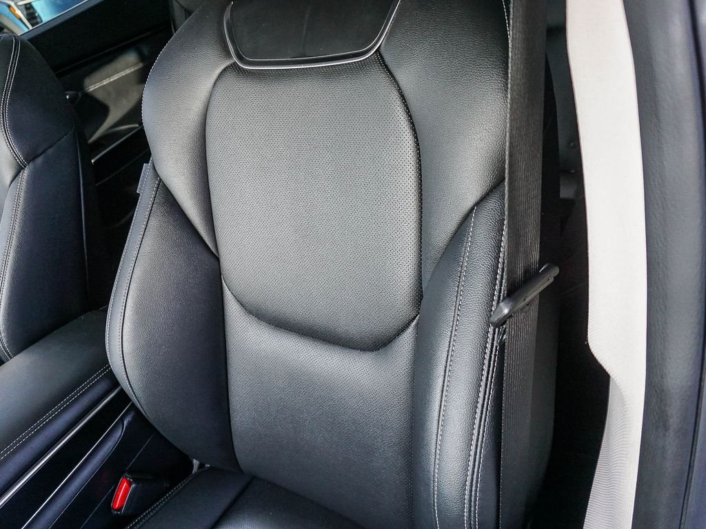 Used 2025 Black Genesis 2.5T image 21