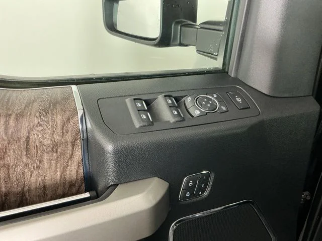 Used 2019 Agate Black Metallic Ford Lariat image 14