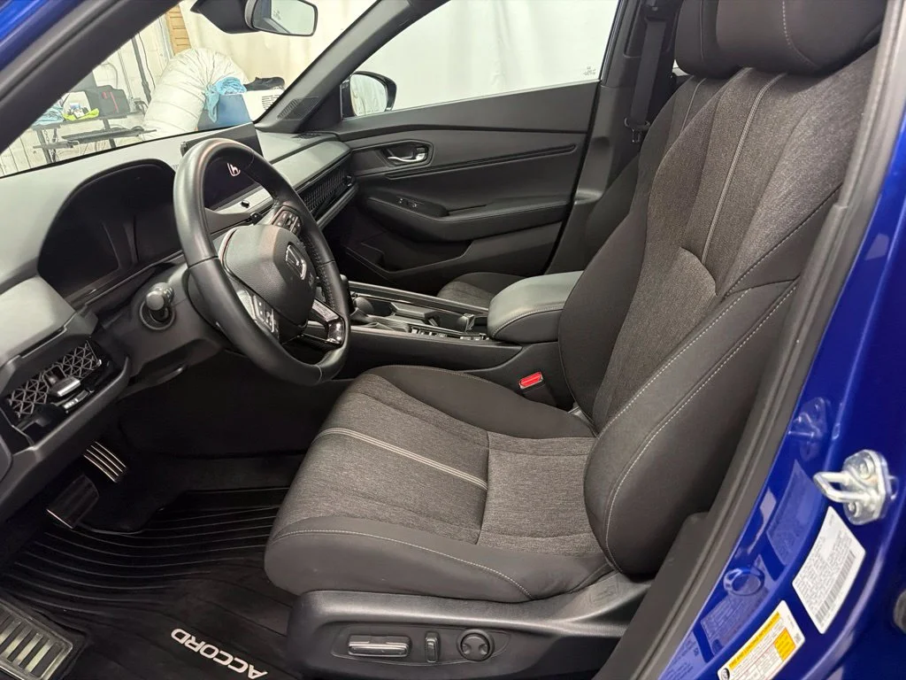 Used 2024 Blue Honda Sport image 12