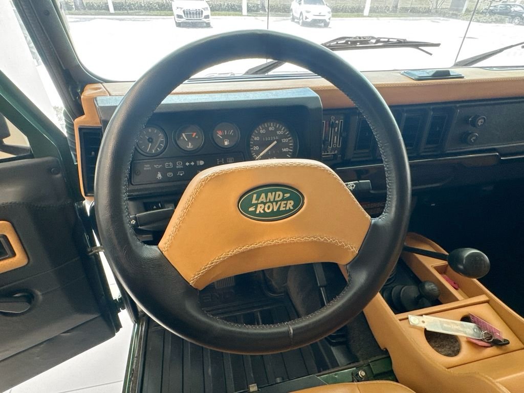 Used 1996 Green Land Rover 110 image 9