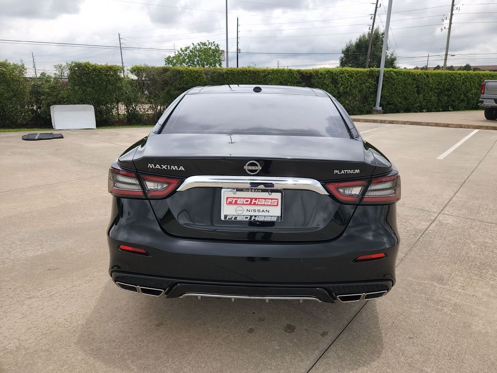 Certified Used 2023 Black Nissan Platinum image 6