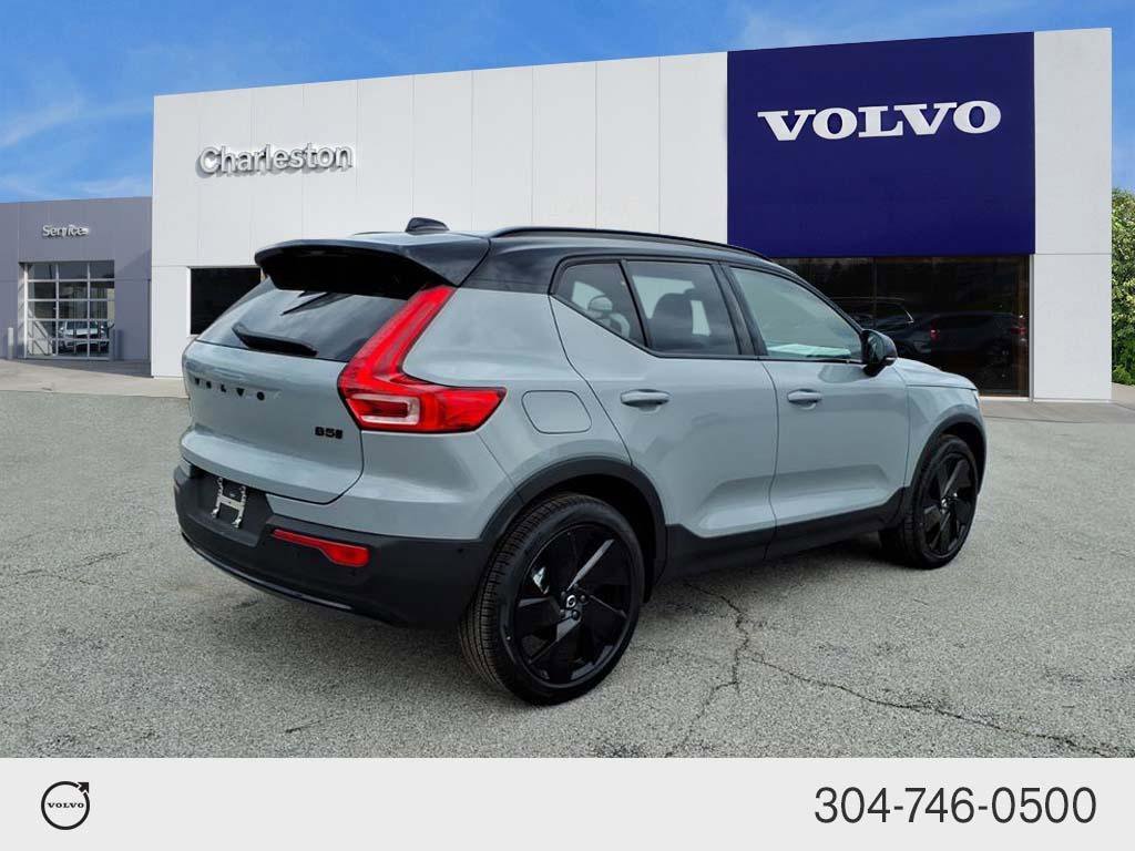 New 2026 Vapour Grey Volvo Ultra Black Edition image 3