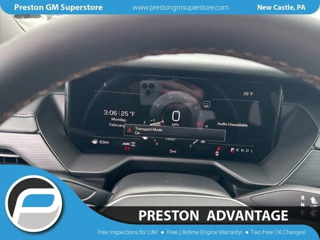2026 GMC Acadia AT4 - Photo 3