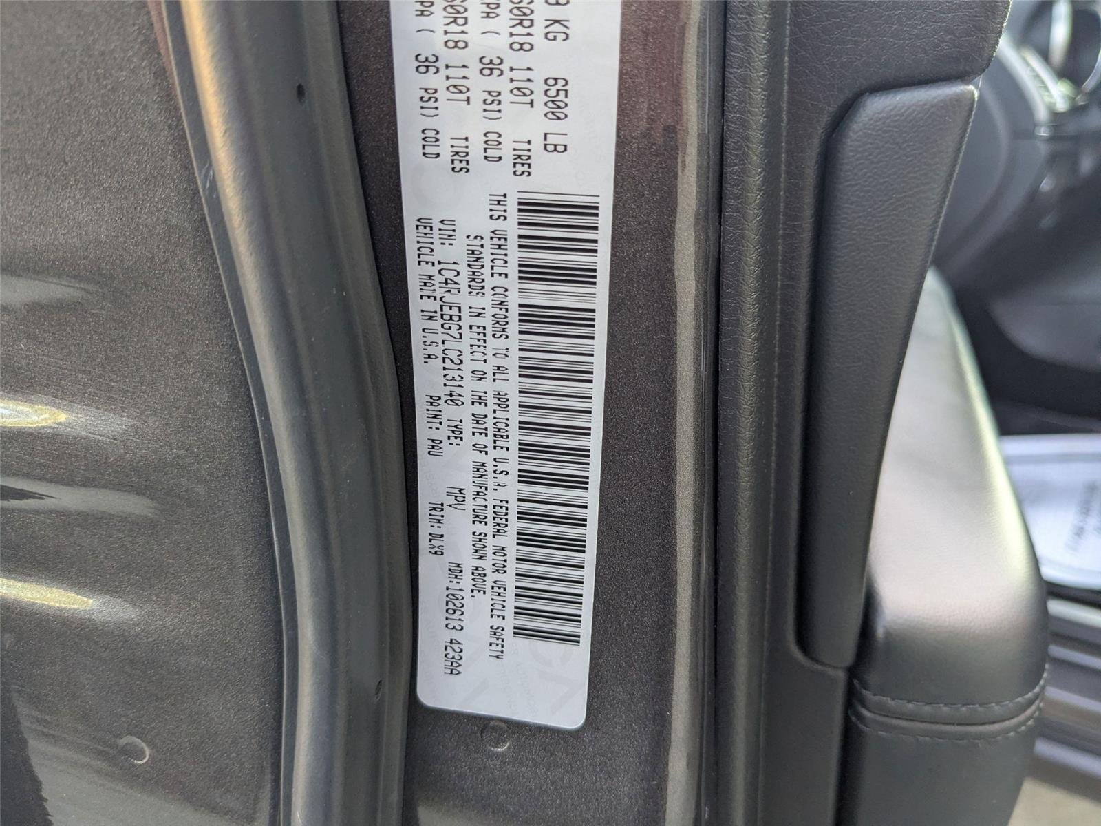 Used 2020 Granite Crystal Metallic Clearcoat Jeep Limited image 36