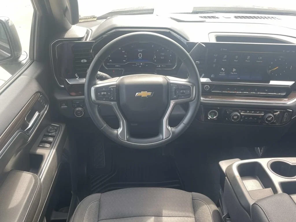 2023 Chevrolet Silverado 1500 LT - Photo 10