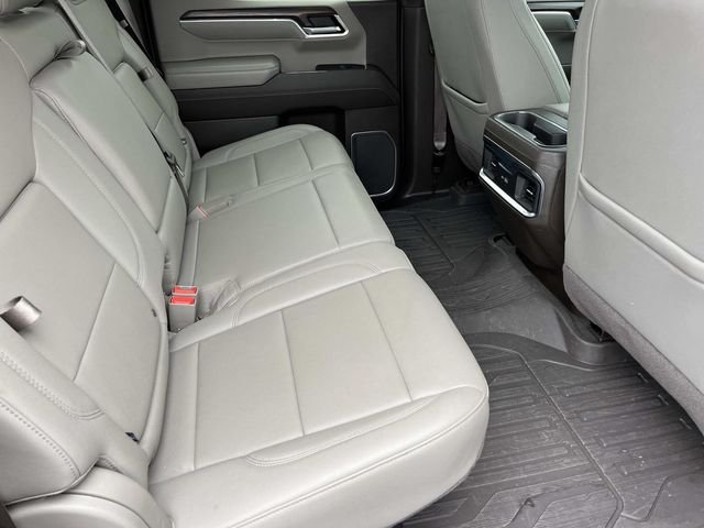 Used 2023 Silver GMC SLT image 18