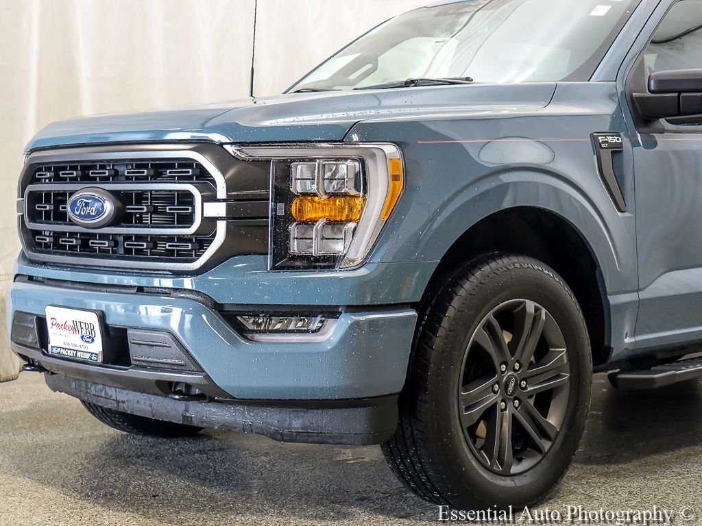 Used 2023 Blue Ford XLT image 3