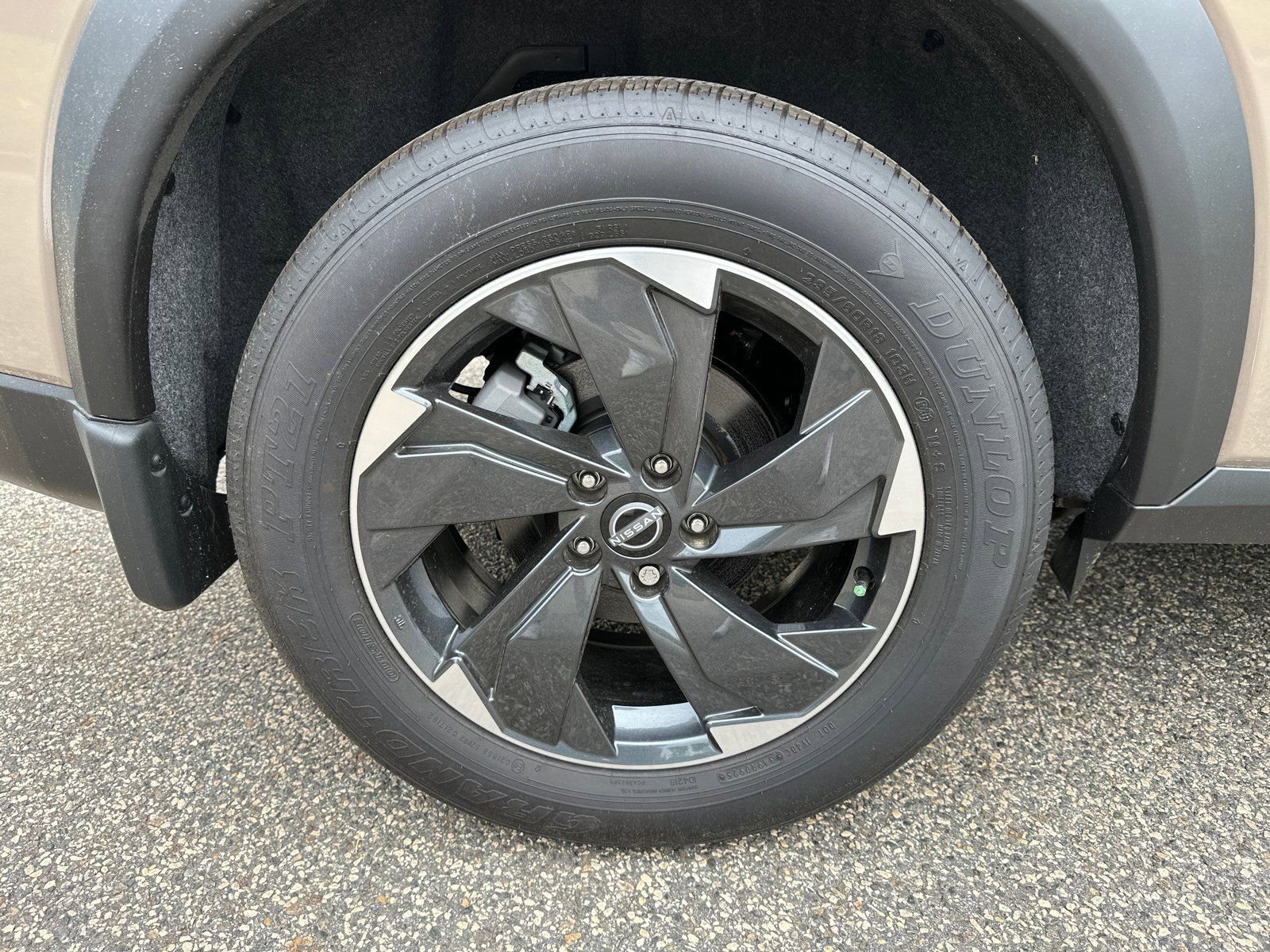 New 2025  Nissan SV image 15