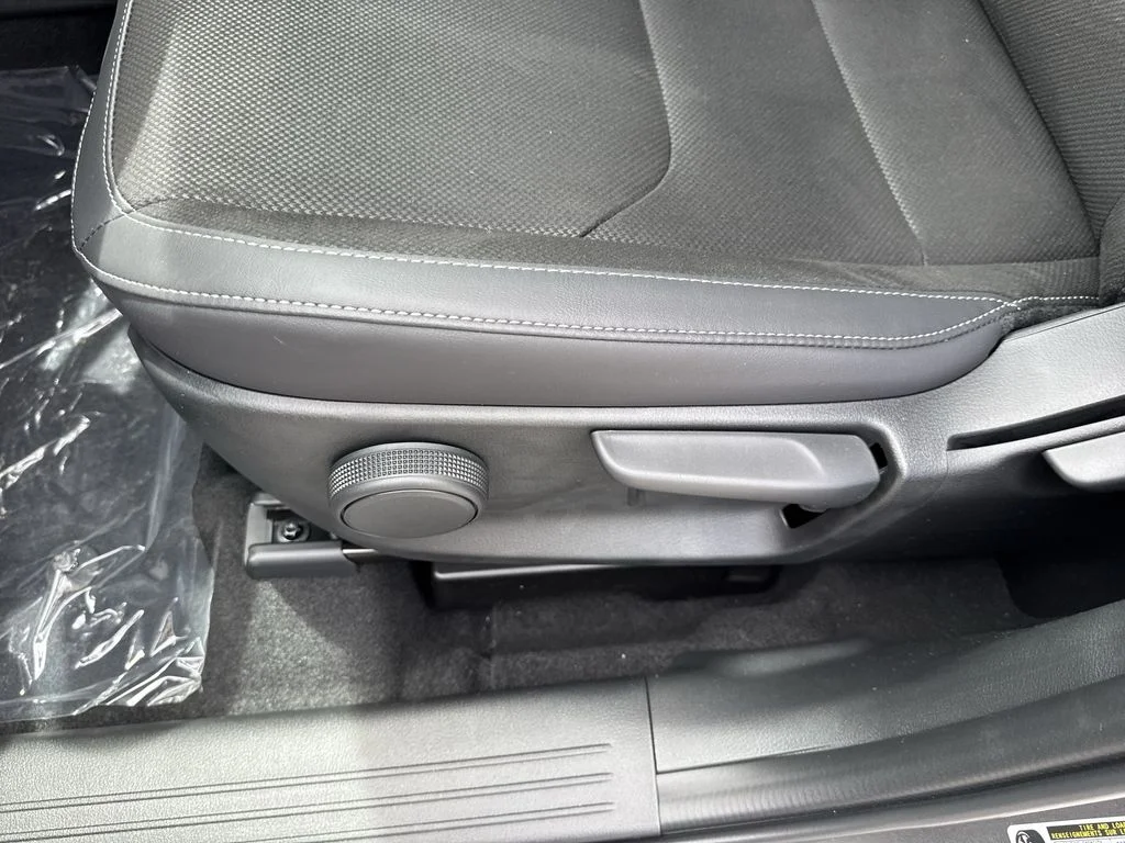 New 2026 Machine Gray Metallic Mazda 2.5 S Select AWD image 41