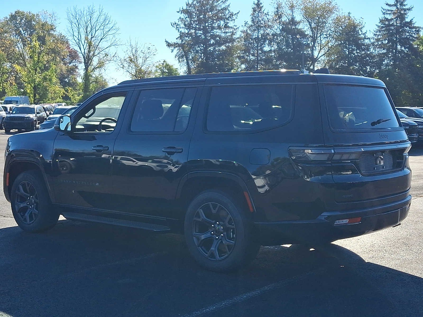 New 2026 High Gloss Black Exterior Paint Jeep Limited Altitude image 4
